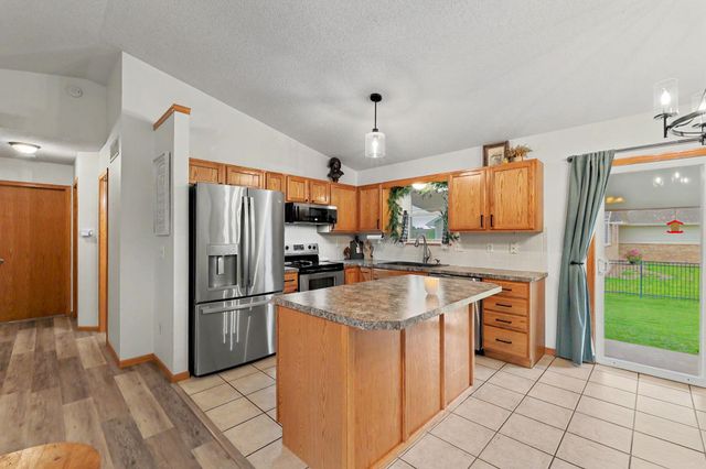 3724 S Westgate, Wichita, KS 67215