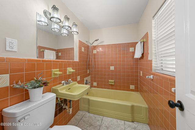 39 E Azalea Circle, Rockledge, FL 32955