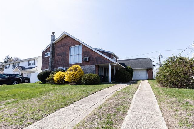2492 2nd Street, East Meadow, NY 11554