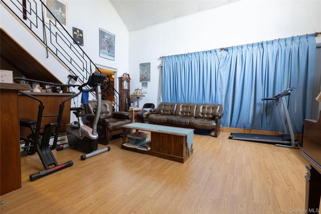 2492 2nd Street, East Meadow, NY 11554