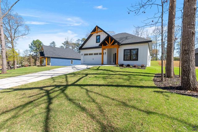 112 Friar Tuck Avenue, Warner Robins, GA 31088