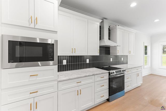 112 Friar Tuck Avenue, Warner Robins, GA 31088