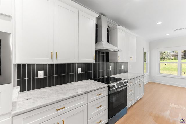 112 Friar Tuck Avenue, Warner Robins, GA 31088