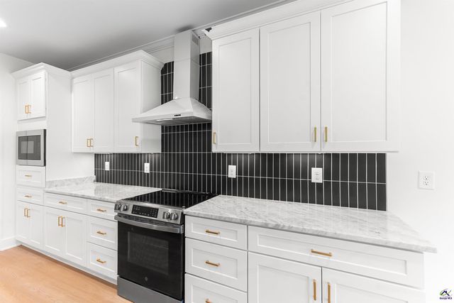 112 Friar Tuck Avenue, Warner Robins, GA 31088