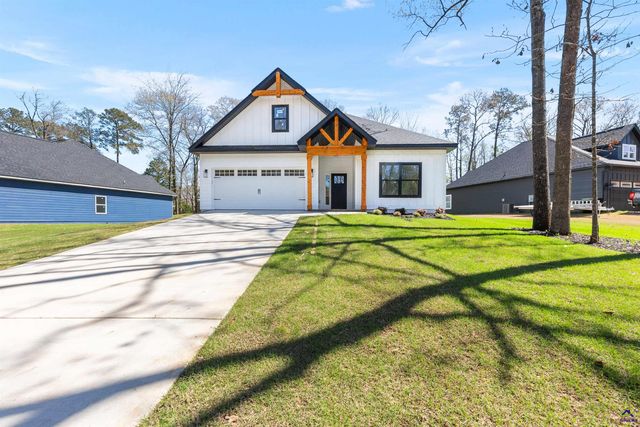 112 Friar Tuck Avenue, Warner Robins, GA 31088