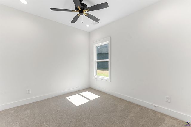 112 Friar Tuck Avenue, Warner Robins, GA 31088