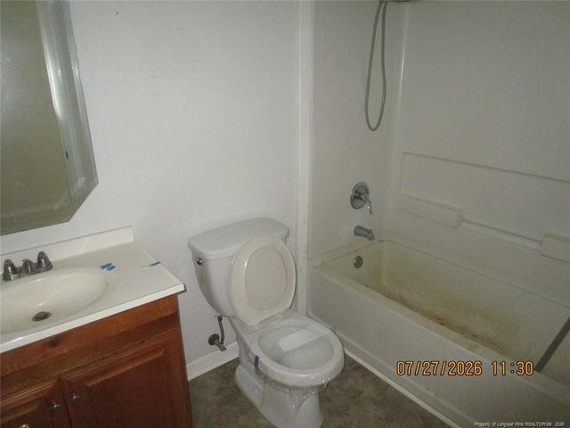 6551 People Street, Fayetteville, NC 28304