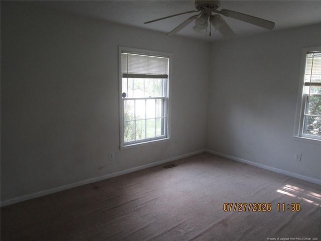 6551 People Street, Fayetteville, NC 28304