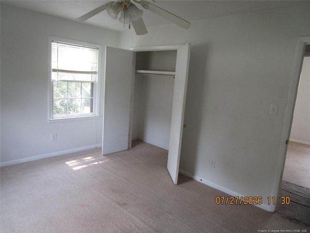 6551 People Street, Fayetteville, NC 28304