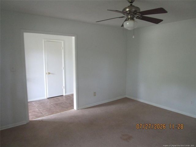 6551 People Street, Fayetteville, NC 28304
