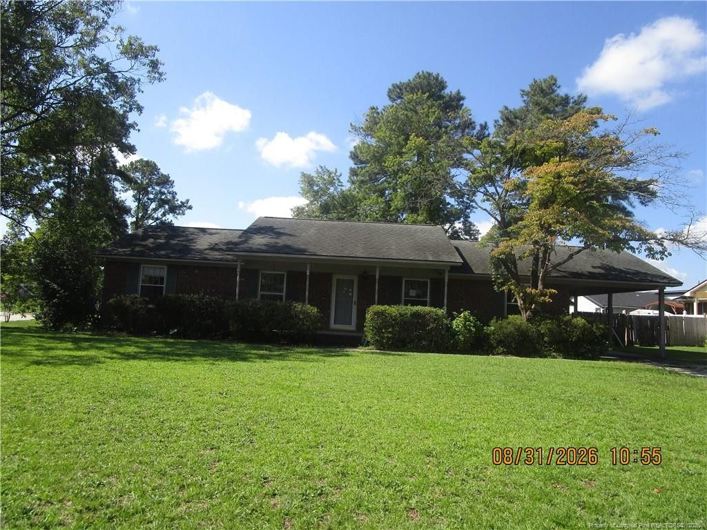 6551 People Street, Fayetteville, NC 28304