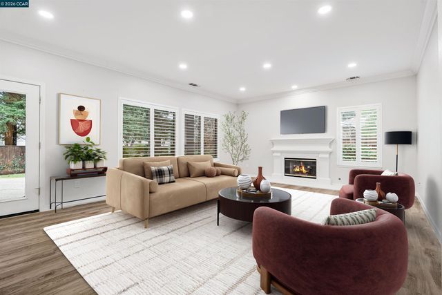 208 Kaitlyn Ln, Danville, CA 94506