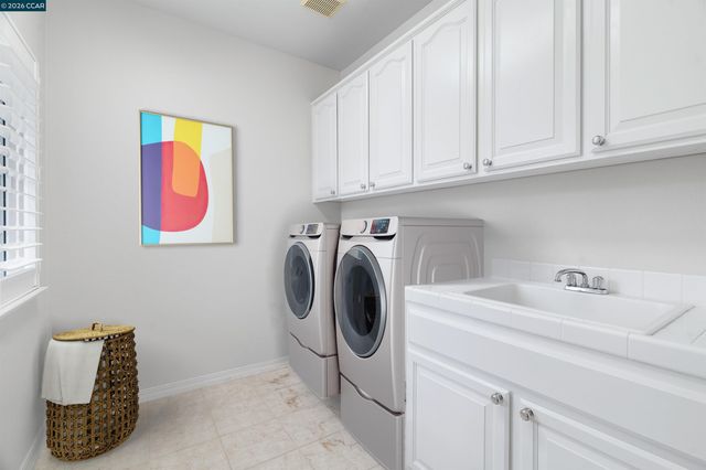 208 Kaitlyn Ln, Danville, CA 94506