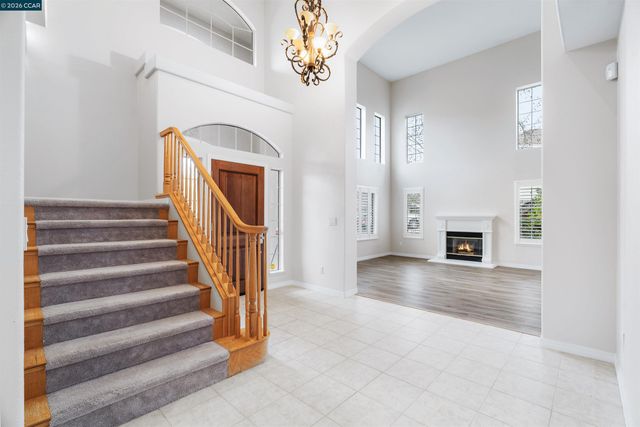 208 Kaitlyn Ln, Danville, CA 94506