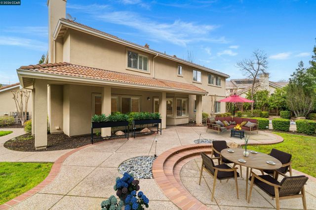 208 Kaitlyn Ln, Danville, CA 94506