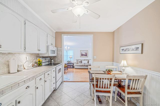 2909 Connecticut Avenue, Medford, NY 11763