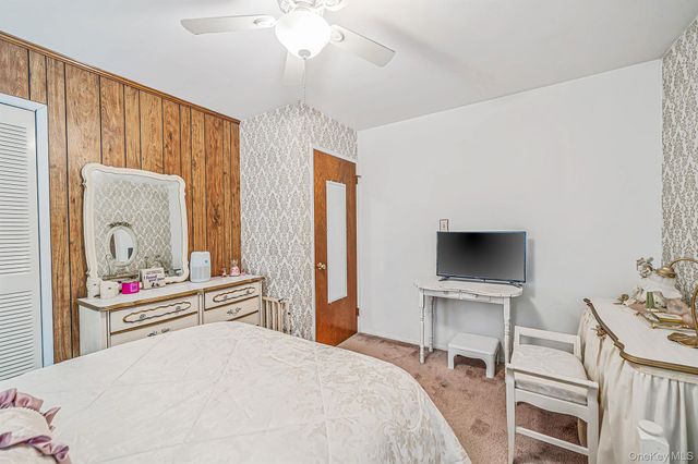2909 Connecticut Avenue, Medford, NY 11763