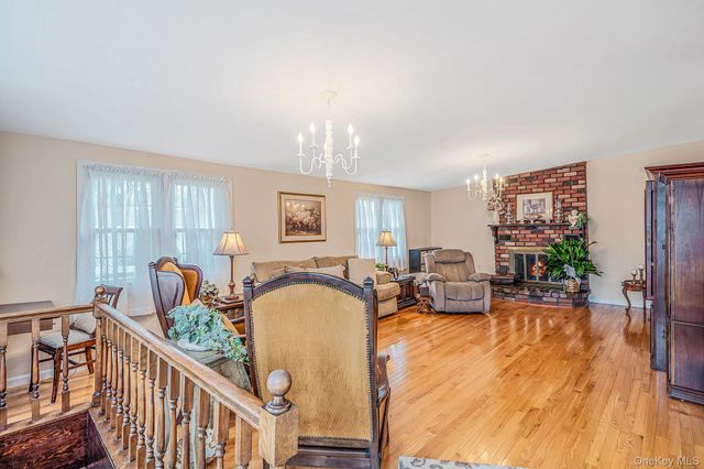 2909 Connecticut Avenue, Medford, NY 11763