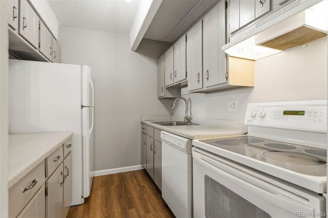 8060 E Girard Avenue 612, Denver, CO 80231