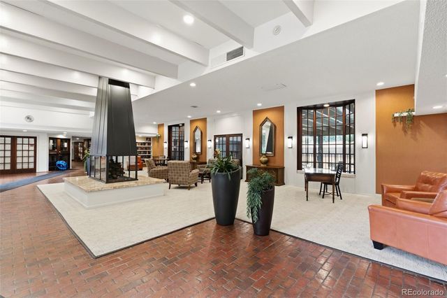 8060 E Girard Avenue 612, Denver, CO 80231