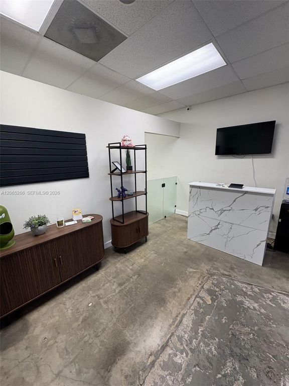 SW 8th Street DOG GROOMING, Miami, FL 33144