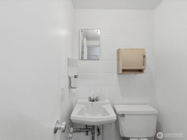 5802 Evergreen Way, Everett, WA 98203