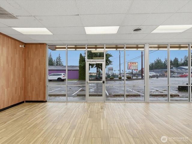 5802 Evergreen Way, Everett, WA 98203