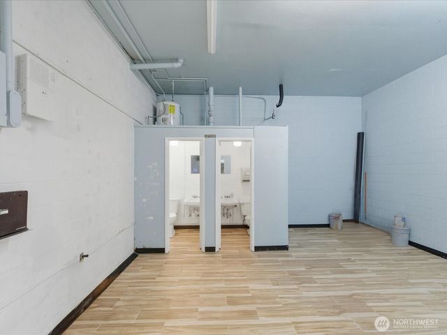 5802 Evergreen Way, Everett, WA 98203