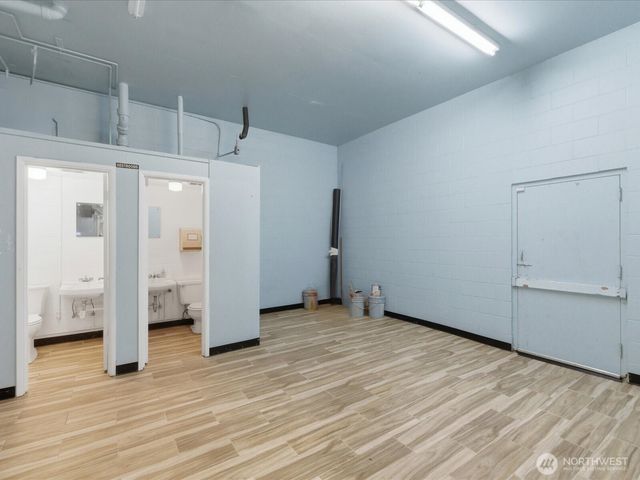 5802 Evergreen Way, Everett, WA 98203