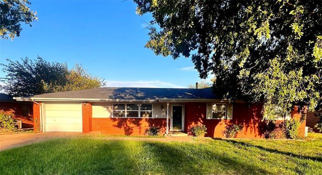 412 N Nevada Street, Weatherford, OK 73096