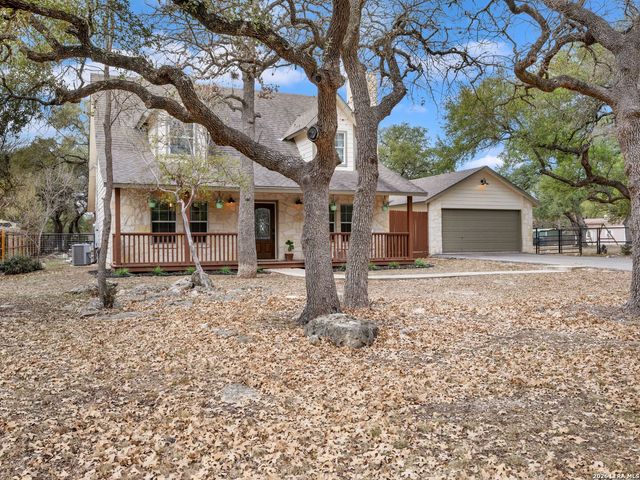 786 Deep Water Drive, Spring Branch, TX 78070