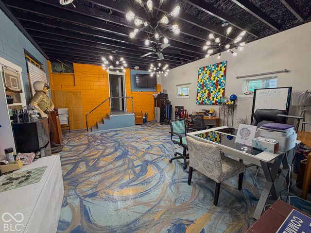 2421 Central, Indianapolis, IN 46205