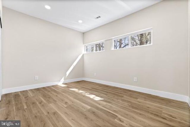 19 CRESCENT DR, Browns Mills, NJ 08015