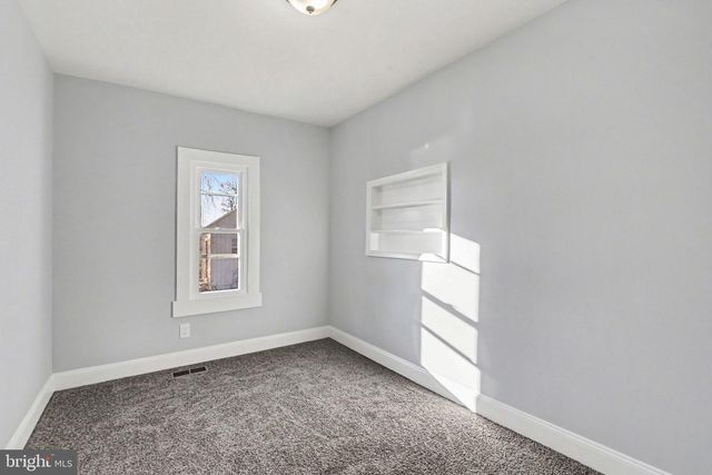 210 BEAVER RD, Harrisburg, PA 17112