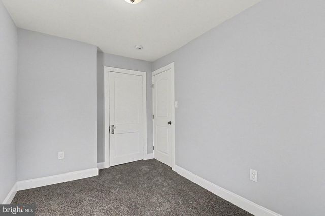 210 BEAVER RD, Harrisburg, PA 17112