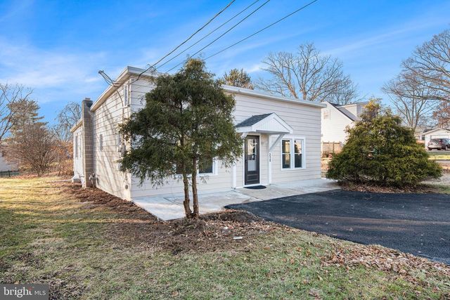 210 BEAVER RD, Harrisburg, PA 17112