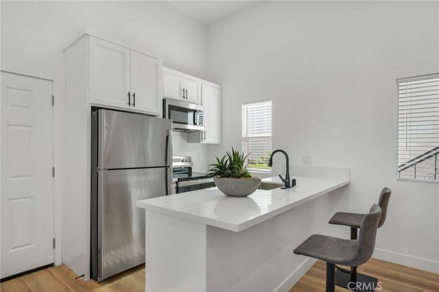 12571 Kensington Lane, Garden Grove, CA 92840