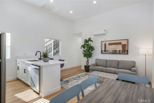 12571 Kensington Lane, Garden Grove, CA 92840