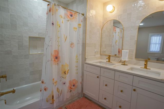 929 LANTANA AVENUE, Clearwater Beach, FL 33767