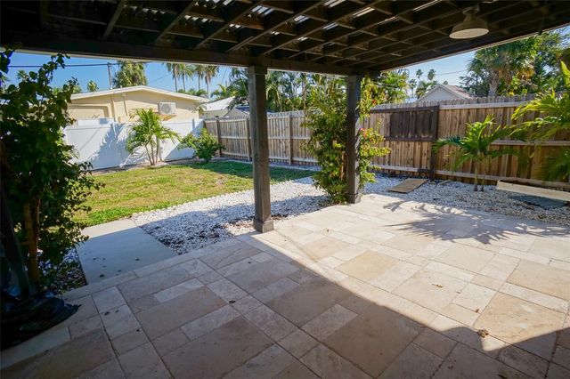 929 LANTANA AVENUE, Clearwater Beach, FL 33767