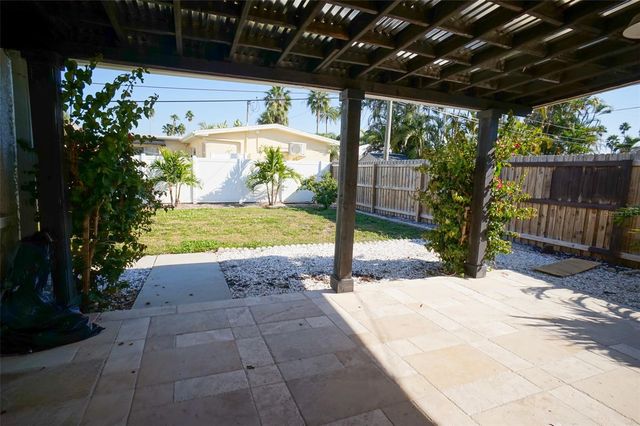 929 LANTANA AVENUE, Clearwater Beach, FL 33767