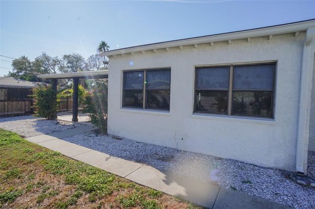 929 LANTANA AVENUE, Clearwater Beach, FL 33767
