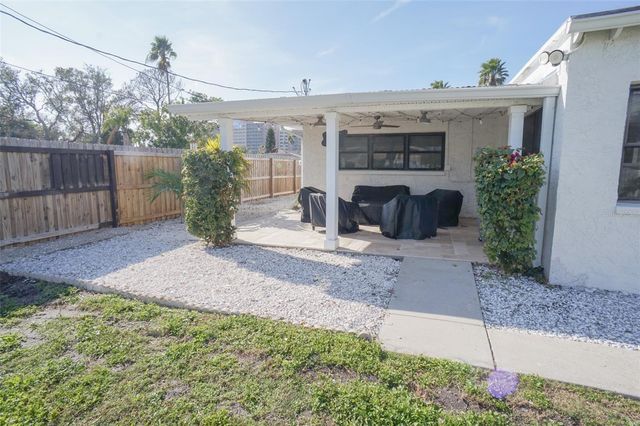 929 LANTANA AVENUE, Clearwater Beach, FL 33767