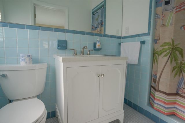 929 LANTANA AVENUE, Clearwater Beach, FL 33767