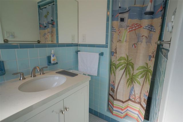 929 LANTANA AVENUE, Clearwater Beach, FL 33767