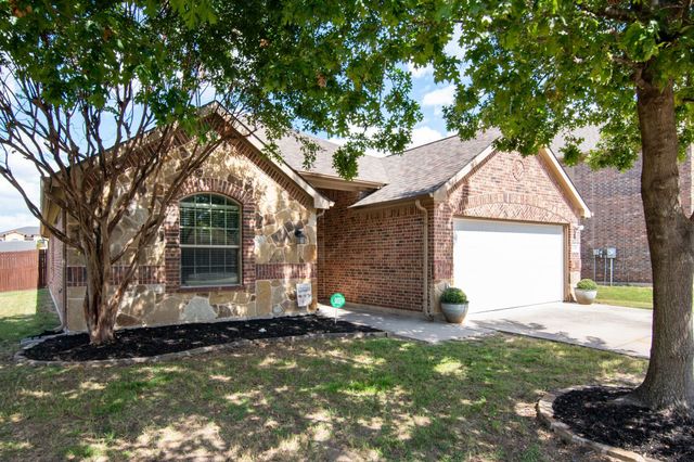 1336 Shelley Drive, Burleson, TX 76028