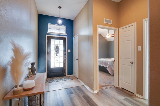 1336 Shelley Drive, Burleson, TX 76028