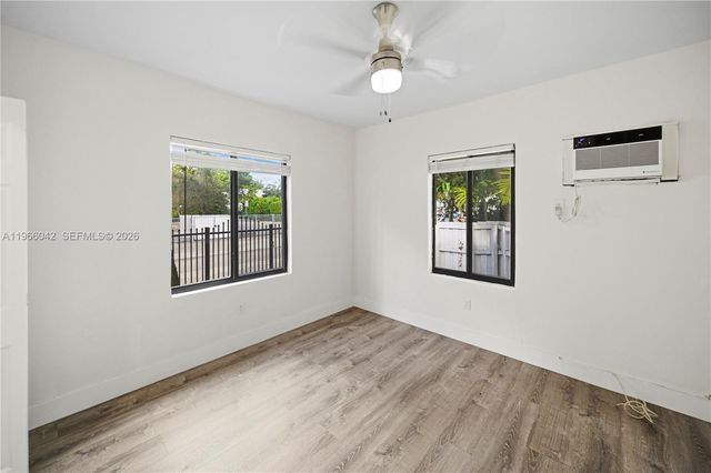 570 NE 69th St 1, Miami, FL 33138