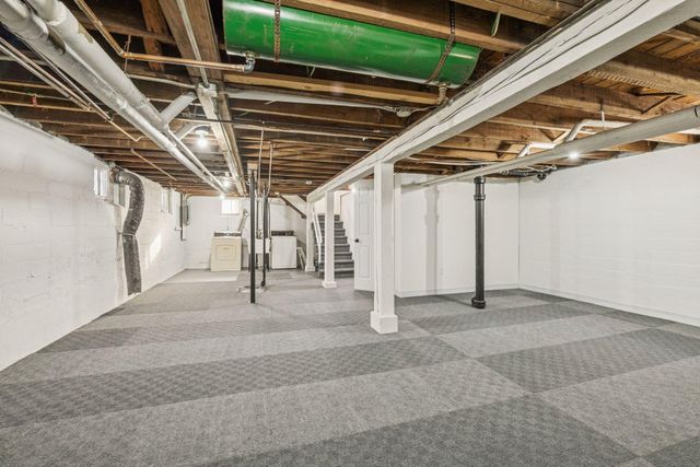 2817 Golden Valley Road, Minneapolis, MN 55411