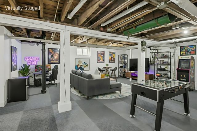 2817 Golden Valley Road, Minneapolis, MN 55411